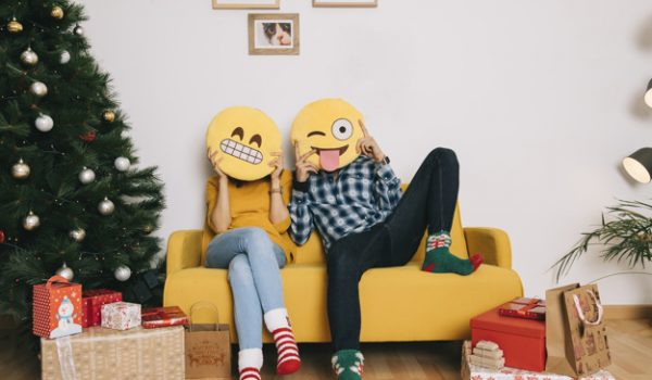 couple-on-couch-with-emoticons_23-2147717850 couple-on-couch-with-emoticons_23-2147717850